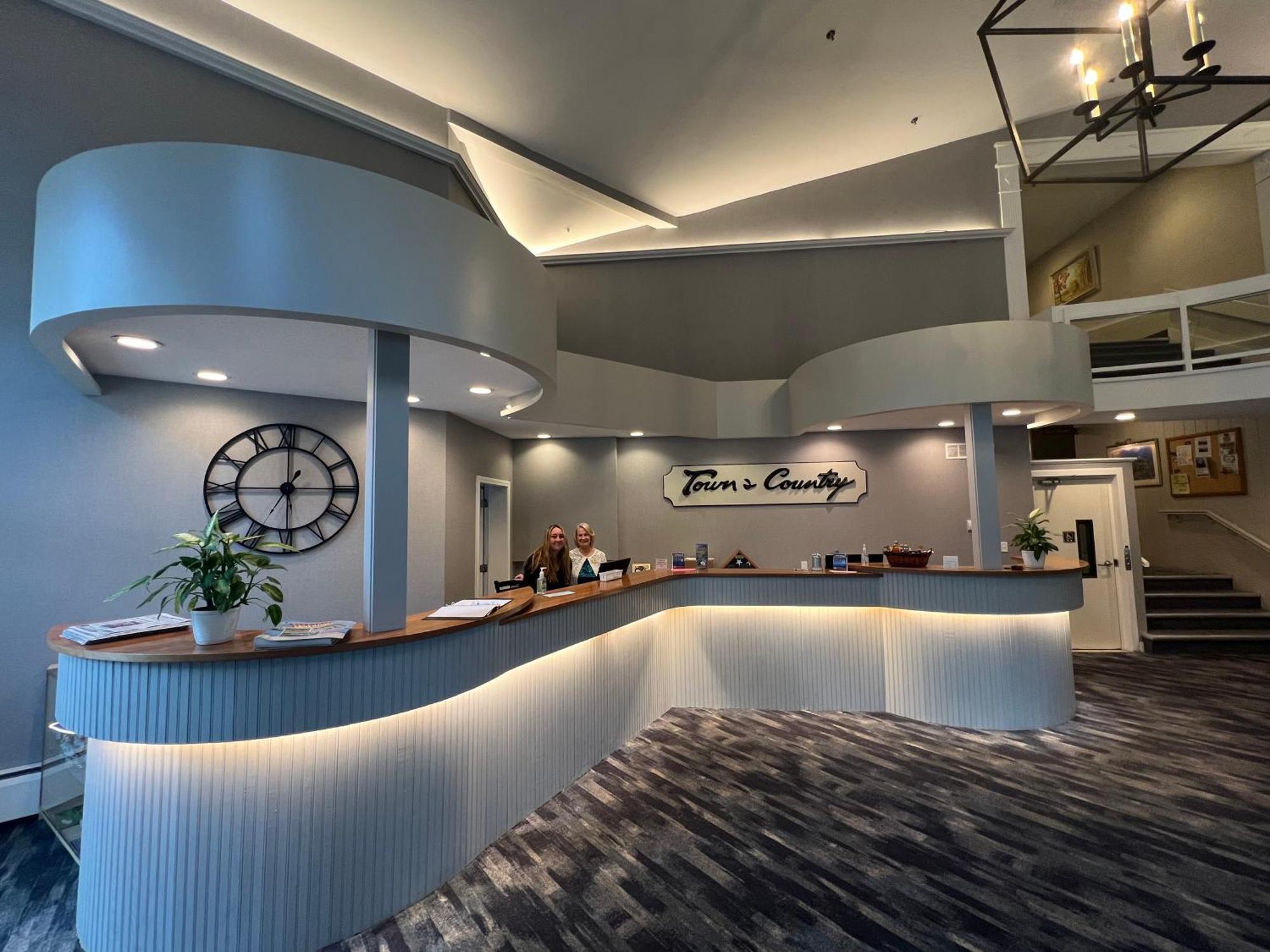 Town & Country Inn & Resort Горем Экстерьер фото